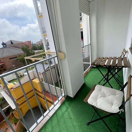 Piso Azores-Fibes Sevilla Exteriör bild
