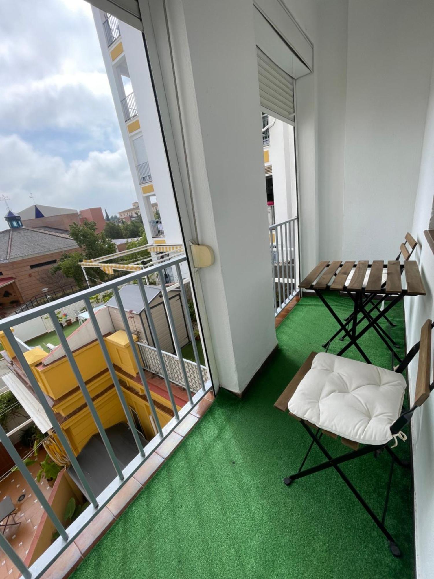 Piso Azores-Fibes Sevilla Exteriör bild