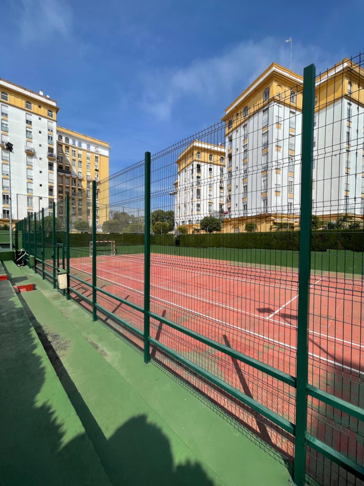 Piso Azores-Fibes Sevilla Exteriör bild